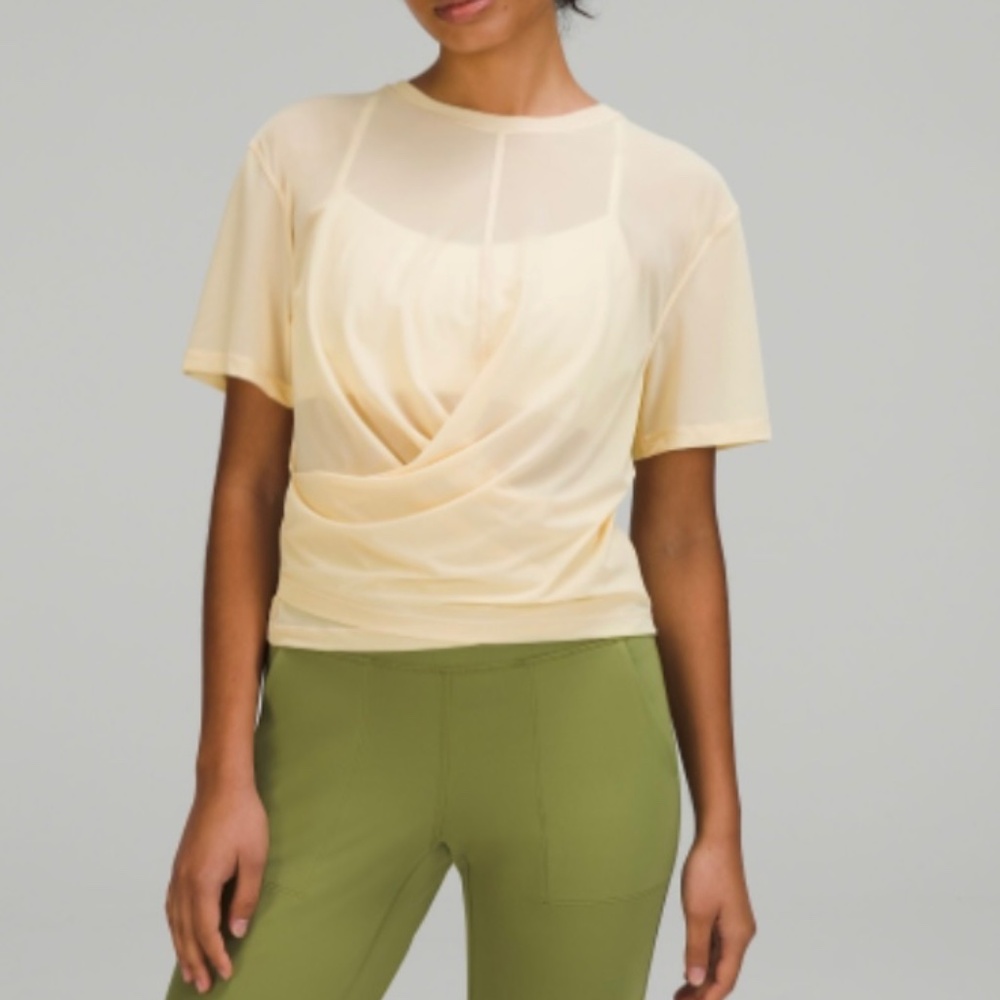 Lulu Lemon Lightweight Mesh Reversible Yoga T-Shirt XS